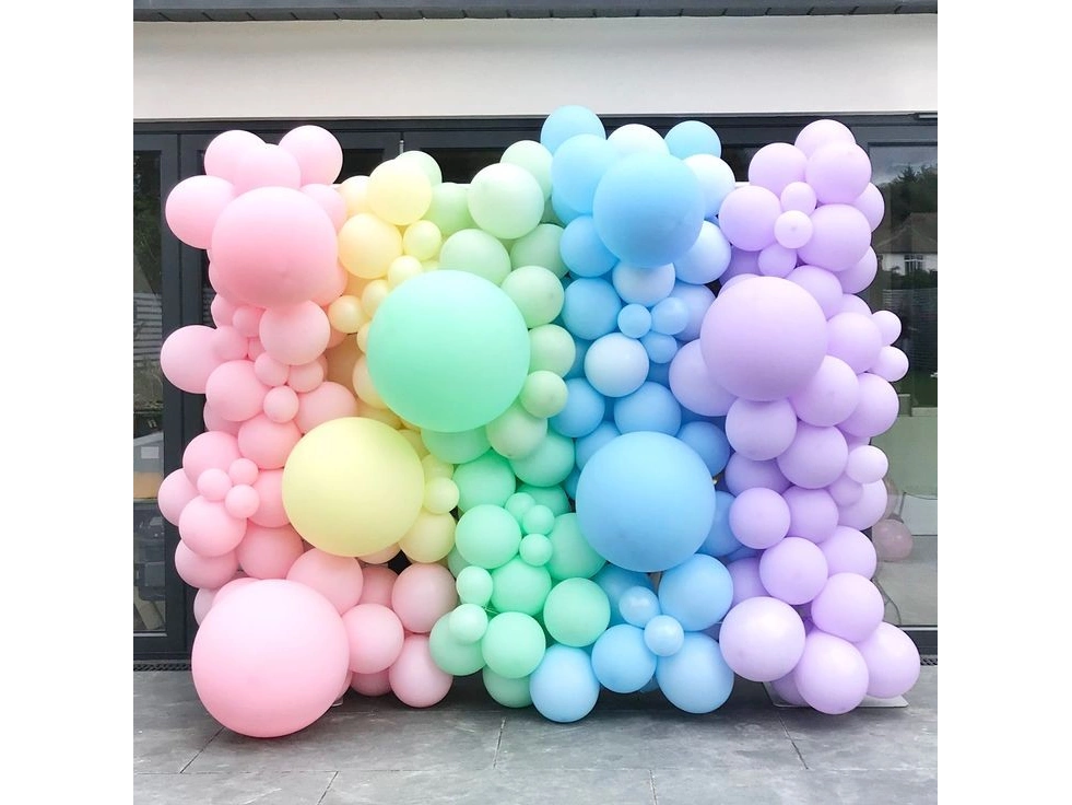 Стена от балони